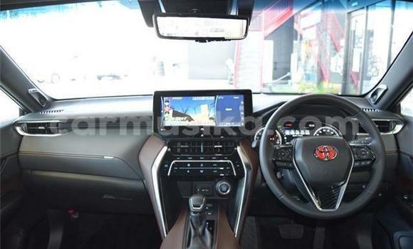 Acheter Occasion Voiture Toyota Harrier Blanc à Beitbridge, Matabeleland South Acheter Occasion Voiture Toyota Harrier Blanc à Beitbridge, Matabeleland South