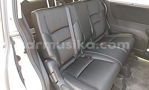 Nunua Ilio tumika Honda Odyssey Nyeupe Gari ndani ya Beitbridge nchini Matabeleland Kusini Nunua Ilio tumika Honda Odyssey Nyeupe Gari ndani ya Beitbridge nchini Matabeleland Kusini