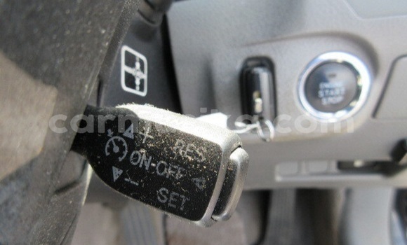 Tenga Tsaru Toyota Crown Nhema Mota in Beitbridge in Matabeleland South Tenga Tsaru Toyota Crown Nhema Mota in Beitbridge in Matabeleland South