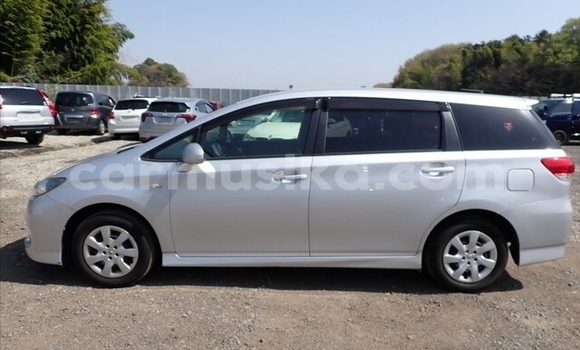 Tenga Tsaru Toyota Wish Sirivha Mota in Beitbridge in Matabeleland South Tenga Tsaru Toyota Wish Sirivha Mota in Beitbridge in Matabeleland South
