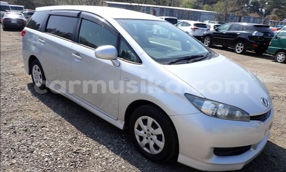 Tenga Tsaru Toyota Wish Sirivha Mota in Beitbridge in Matabeleland South Tenga Tsaru Toyota Wish Sirivha Mota in Beitbridge in Matabeleland South