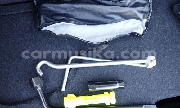 Tenga Tsaru Toyota Wish Sirivha Mota in Beitbridge in Matabeleland South Tenga Tsaru Toyota Wish Sirivha Mota in Beitbridge in Matabeleland South