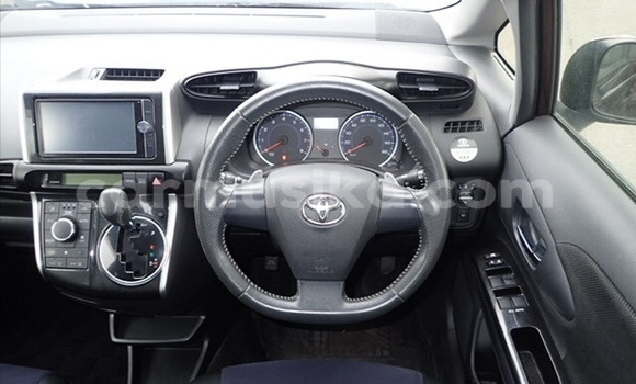 Tenga Tsaru Toyota Wish Zvimwe Mota in Beitbridge in Matabeleland South Tenga Tsaru Toyota Wish Zvimwe Mota in Beitbridge in Matabeleland South