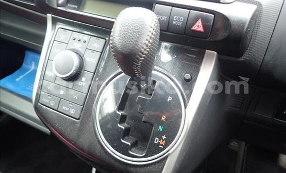 Tenga Tsaru Toyota Wish Zvimwe Mota in Beitbridge in Matabeleland South Tenga Tsaru Toyota Wish Zvimwe Mota in Beitbridge in Matabeleland South