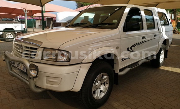 Tenga Tsaru Mazda B–series Chena Mota in Beitbridge in Matabeleland South Tenga Tsaru Mazda B–series Chena Mota in Beitbridge in Matabeleland South