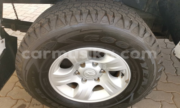 Tenga Tsaru Mazda B–series Chena Mota in Beitbridge in Matabeleland South Tenga Tsaru Mazda B–series Chena Mota in Beitbridge in Matabeleland South