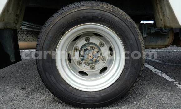 Buy Used Toyota Dyna White Truck in Beitbridge in Matabeleland South Buy Used Toyota Dyna White Truck in Beitbridge in Matabeleland South