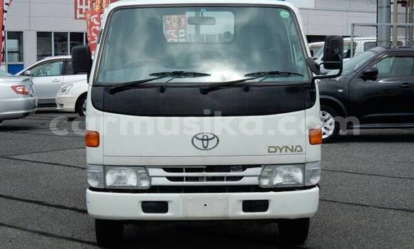Buy Used Toyota Dyna White Truck in Beitbridge in Matabeleland South Buy Used Toyota Dyna White Truck in Beitbridge in Matabeleland South