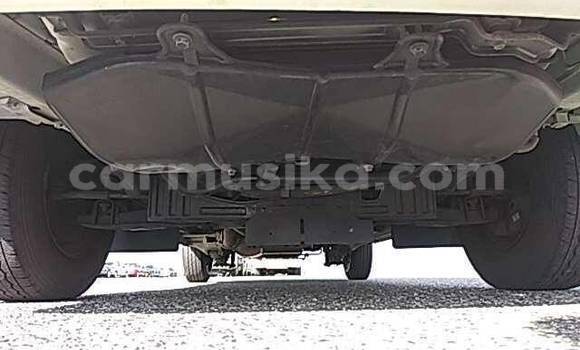 Buy Used Toyota Hiace White Car in Beitbridge in Matabeleland South Buy Used Toyota Hiace White Car in Beitbridge in Matabeleland South