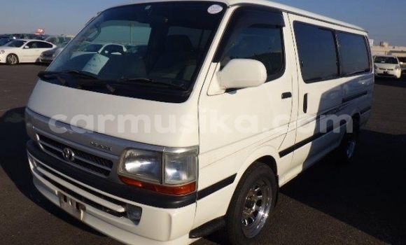 Acheter Occasion Voiture Toyota Hiace Blanc à Beitbridge, Matabeleland South Acheter Occasion Voiture Toyota Hiace Blanc à Beitbridge, Matabeleland South