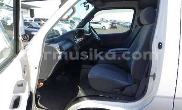 Buy Used Toyota Hiace Other Car in Beitbridge in Matabeleland South Buy Used Toyota Hiace Other Car in Beitbridge in Matabeleland South