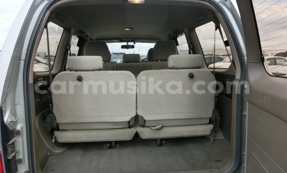 Acheter Occasion Voiture Toyota Prado Gris à Beitbridge, Matabeleland South Acheter Occasion Voiture Toyota Prado Gris à Beitbridge, Matabeleland South