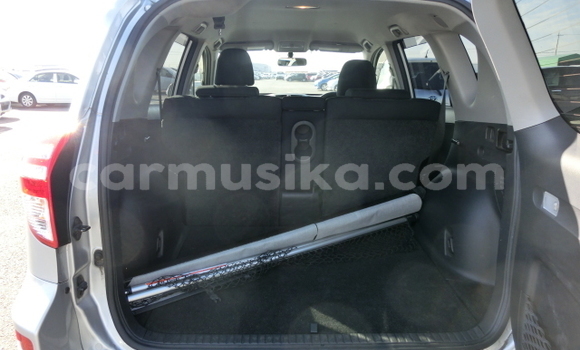 Buy Used Toyota RAV4 Silver Car in Beitbridge in Matabeleland South Buy Used Toyota RAV4 Silver Car in Beitbridge in Matabeleland South