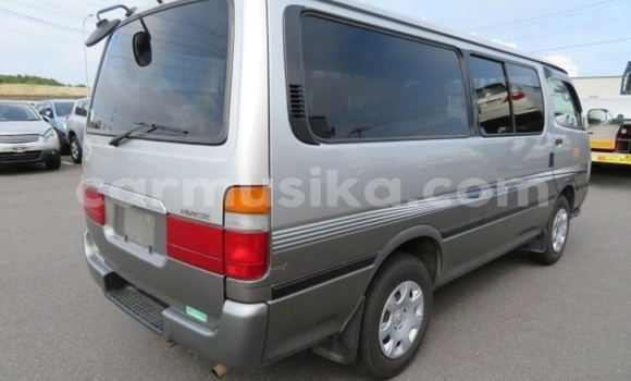 Acheter Occasion Voiture Toyota Hiace Autre à Beitbridge, Matabeleland South Acheter Occasion Voiture Toyota Hiace Autre à Beitbridge, Matabeleland South