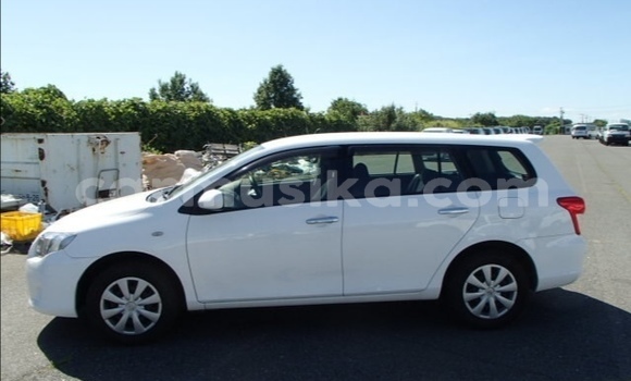 Buy Used Toyota Corolla White Car in Beitbridge in Matabeleland South Buy Used Toyota Corolla White Car in Beitbridge in Matabeleland South