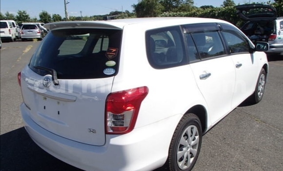 Buy Used Toyota Corolla White Car in Beitbridge in Matabeleland South Buy Used Toyota Corolla White Car in Beitbridge in Matabeleland South