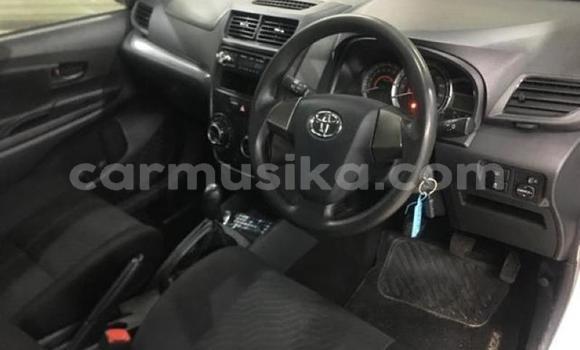 Tenga Tsaru Toyota Avanza Sirivha Mota in Beitbridge in Matabeleland South Tenga Tsaru Toyota Avanza Sirivha Mota in Beitbridge in Matabeleland South
