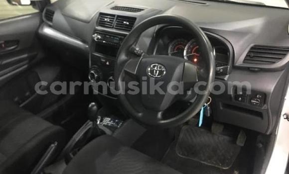 Tenga Tsaru Toyota Avanza Sirivha Mota in Beitbridge in Matabeleland South Tenga Tsaru Toyota Avanza Sirivha Mota in Beitbridge in Matabeleland South