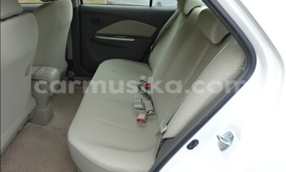 Acheter Occasion Voiture Toyota Belta Blanc à Beitbridge, Matabeleland South Acheter Occasion Voiture Toyota Belta Blanc à Beitbridge, Matabeleland South