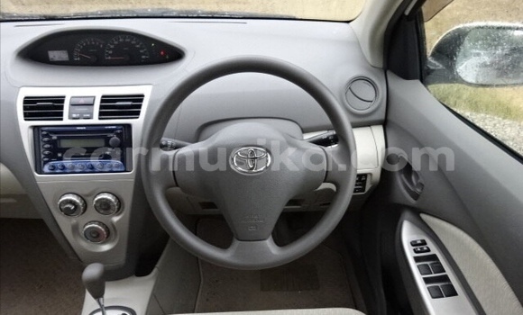 Acheter Occasion Voiture Toyota Belta Blanc à Beitbridge, Matabeleland South Acheter Occasion Voiture Toyota Belta Blanc à Beitbridge, Matabeleland South