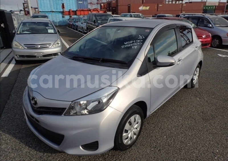 Big with watermark toyota vitz matabeleland south beitbridge 29351