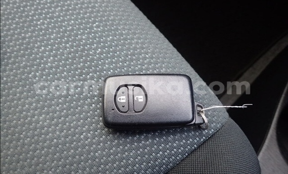 Acheter Occasion Voiture Toyota Vitz Gris à Beitbridge, Matabeleland South Acheter Occasion Voiture Toyota Vitz Gris à Beitbridge, Matabeleland South