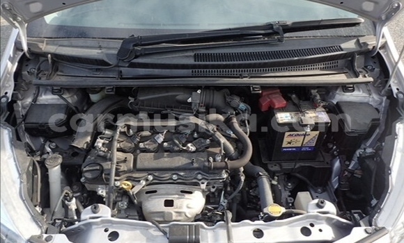 Acheter Occasion Voiture Toyota Vitz Gris à Beitbridge, Matabeleland South Acheter Occasion Voiture Toyota Vitz Gris à Beitbridge, Matabeleland South