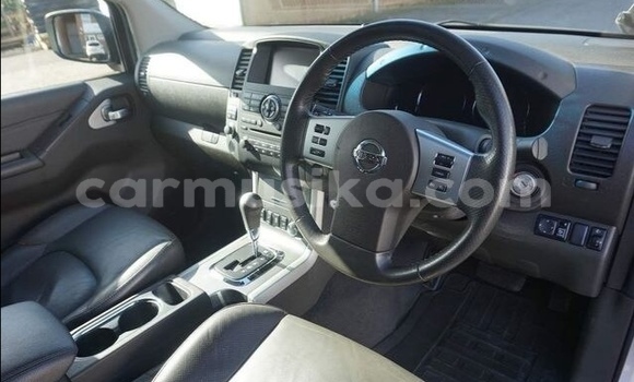 Acheter Occasion Voiture Nissan Navara Gris à Beitbridge, Matabeleland South Acheter Occasion Voiture Nissan Navara Gris à Beitbridge, Matabeleland South