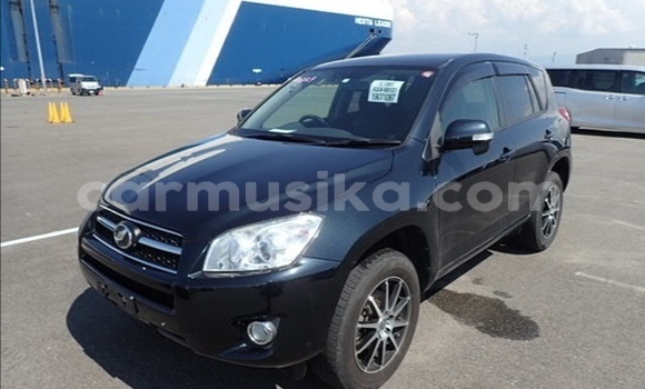 Nunua Ilio tumika Toyota RAV4 Nyeusi Gari ndani ya Beitbridge nchini Matabeleland Kusini Nunua Ilio tumika Toyota RAV4 Nyeusi Gari ndani ya Beitbridge nchini Matabeleland Kusini