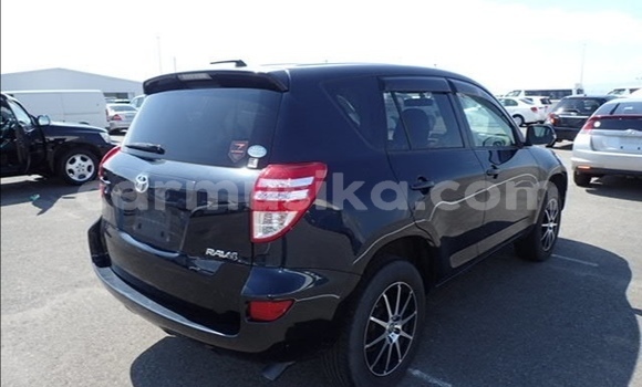 Acheter Occasion Voiture Toyota RAV4 Noir à Beitbridge, Matabeleland South Acheter Occasion Voiture Toyota RAV4 Noir à Beitbridge, Matabeleland South