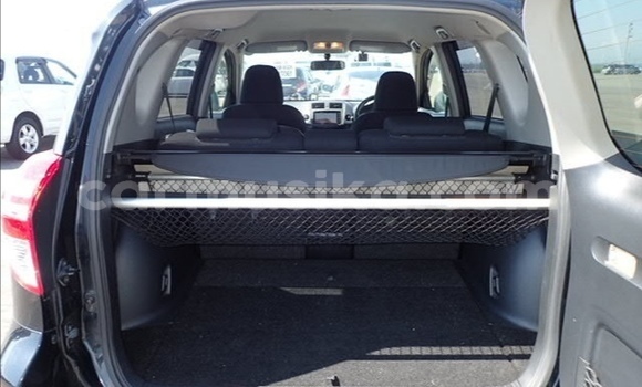 Acheter Occasion Voiture Toyota RAV4 Noir à Beitbridge, Matabeleland South Acheter Occasion Voiture Toyota RAV4 Noir à Beitbridge, Matabeleland South