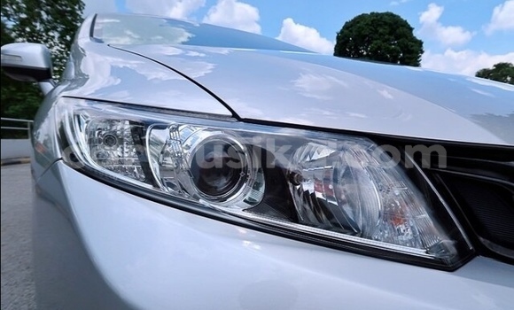 Nunua Ilio tumika Honda Civic Fedha Gari ndani ya Beitbridge nchini Matabeleland Kusini Nunua Ilio tumika Honda Civic Fedha Gari ndani ya Beitbridge nchini Matabeleland Kusini