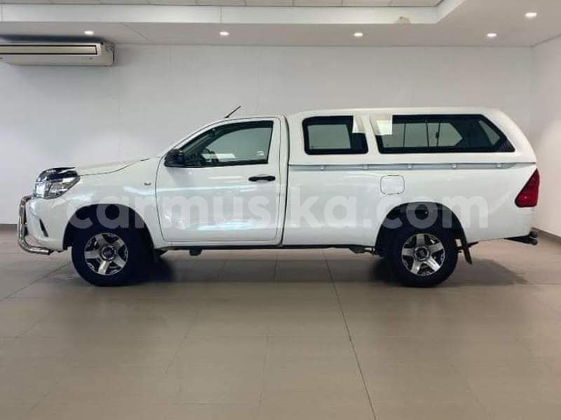 Big with watermark toyota hilux matabeleland south beitbridge 29362