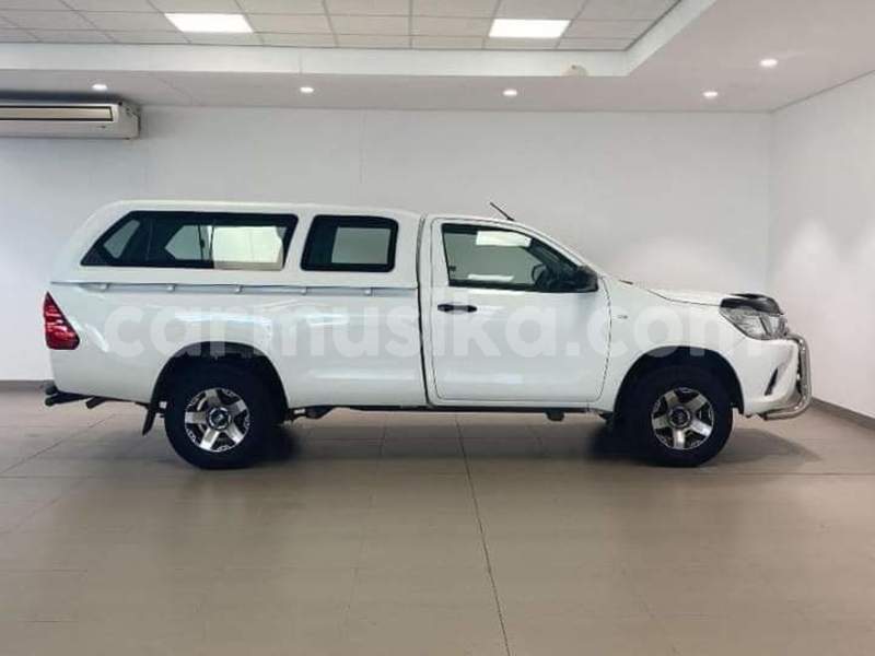 Big with watermark toyota hilux matabeleland south beitbridge 29362