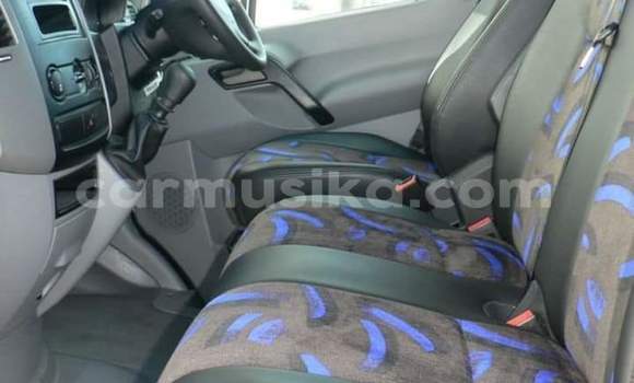 Tenga Tsaru Mercedes-Benz C-Classe Chena Mota in Beitbridge in Matabeleland South Tenga Tsaru Mercedes-Benz C-Classe Chena Mota in Beitbridge in Matabeleland South