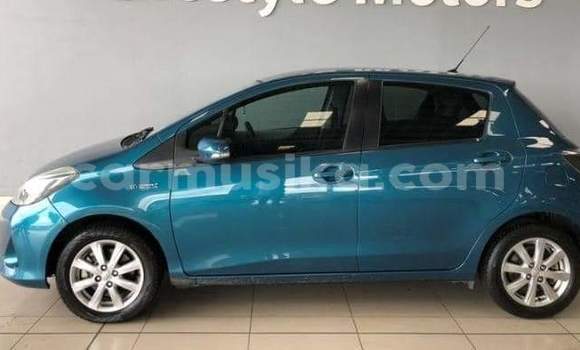 Acheter Occasion Voiture Toyota Vitz Bleu à Beitbridge, Matabeleland South Acheter Occasion Voiture Toyota Vitz Bleu à Beitbridge, Matabeleland South