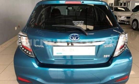 Acheter Occasion Voiture Toyota Vitz Bleu à Beitbridge, Matabeleland South Acheter Occasion Voiture Toyota Vitz Bleu à Beitbridge, Matabeleland South