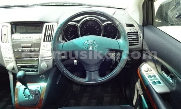 Acheter Occasion Voiture Toyota Harrier Noir à Beitbridge, Matabeleland South Acheter Occasion Voiture Toyota Harrier Noir à Beitbridge, Matabeleland South