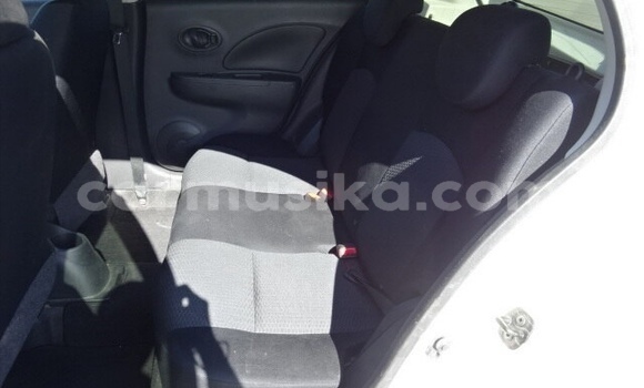 Nunua Ilio tumika Nissan March Nyeupe Gari ndani ya Beitbridge nchini Matabeleland Kusini Nunua Ilio tumika Nissan March Nyeupe Gari ndani ya Beitbridge nchini Matabeleland Kusini