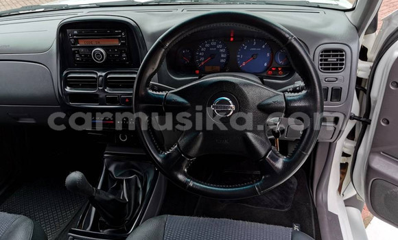 Nunua Ilio tumika Nissan NP 300 Nyeupe Gari ndani ya Beitbridge nchini Matabeleland Kusini Nunua Ilio tumika Nissan NP 300 Nyeupe Gari ndani ya Beitbridge nchini Matabeleland Kusini