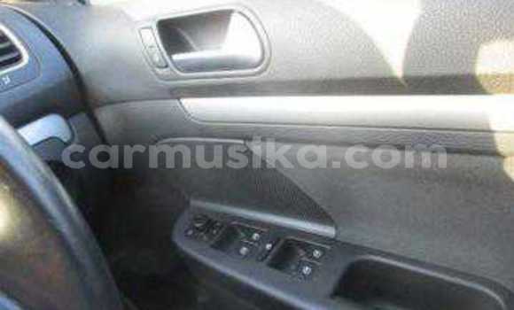 Tenga Tsaru Volkswagen Multivan Nhema Mota in Beitbridge in Matabeleland South Tenga Tsaru Volkswagen Multivan Nhema Mota in Beitbridge in Matabeleland South