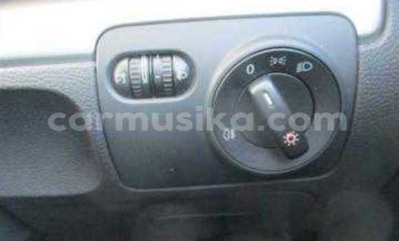 Tenga Tsaru Volkswagen Multivan Nhema Mota in Beitbridge in Matabeleland South Tenga Tsaru Volkswagen Multivan Nhema Mota in Beitbridge in Matabeleland South