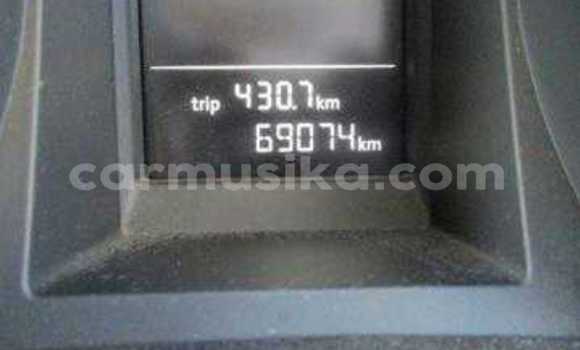 Tenga Tsaru Volkswagen Multivan Nhema Mota in Beitbridge in Matabeleland South Tenga Tsaru Volkswagen Multivan Nhema Mota in Beitbridge in Matabeleland South