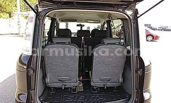 Nunua Ilio tumika Toyota Sienta Nyingine Gari ndani ya Beitbridge nchini Matabeleland Kusini Nunua Ilio tumika Toyota Sienta Nyingine Gari ndani ya Beitbridge nchini Matabeleland Kusini