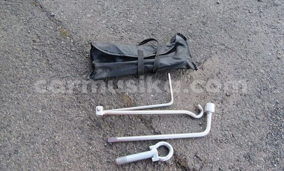 Buy Used Toyota Ipsum Red Car in Beitbridge in Matabeleland South Buy Used Toyota Ipsum Red Car in Beitbridge in Matabeleland South