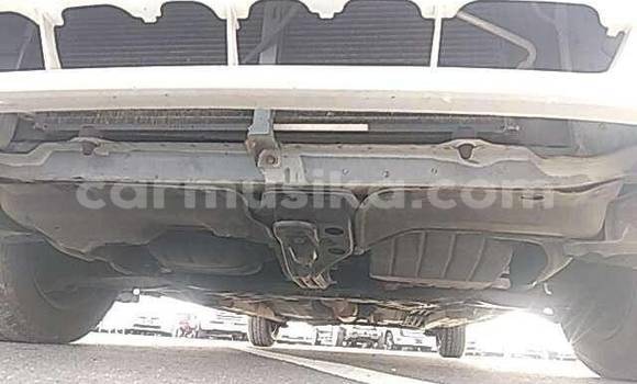 Buy Used Toyota Corolla White Car in Beitbridge in Matabeleland South Buy Used Toyota Corolla White Car in Beitbridge in Matabeleland South