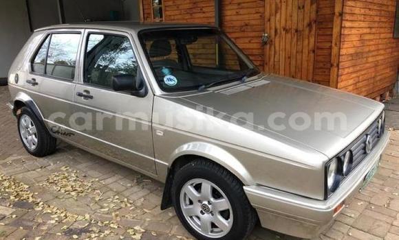 Tenga Tsaru Volkswagen Golf Sirivha Mota in Beitbridge in Matabeleland South Tenga Tsaru Volkswagen Golf Sirivha Mota in Beitbridge in Matabeleland South