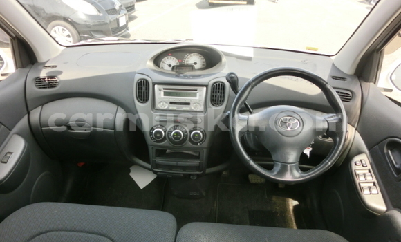 Buy Used Toyota FunCargo White Car in Beitbridge in Matabeleland South Buy Used Toyota FunCargo White Car in Beitbridge in Matabeleland South