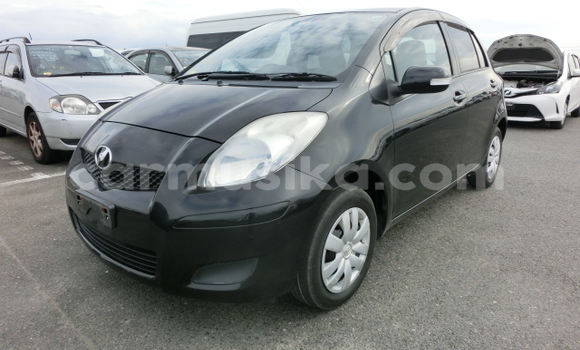 Buy Used Toyota Vitz Black Car in Beitbridge in Matabeleland South Buy Used Toyota Vitz Black Car in Beitbridge in Matabeleland South