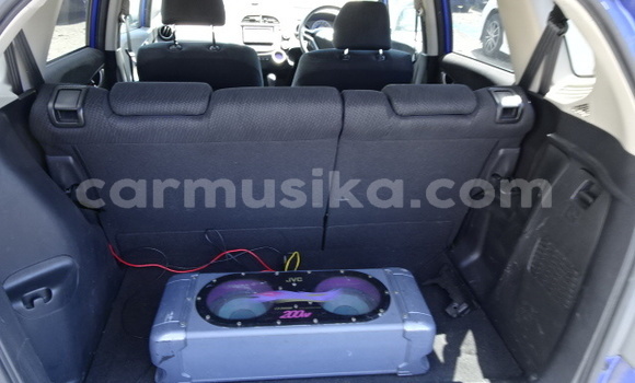 Nunua Ilio tumika Honda Fit Bluu Gari ndani ya Beitbridge nchini Matabeleland Kusini Nunua Ilio tumika Honda Fit Bluu Gari ndani ya Beitbridge nchini Matabeleland Kusini